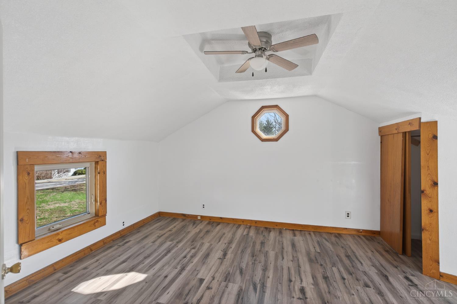 6823 Thompson Road Cincinnati, OH 45247 - Photo 33 of 53