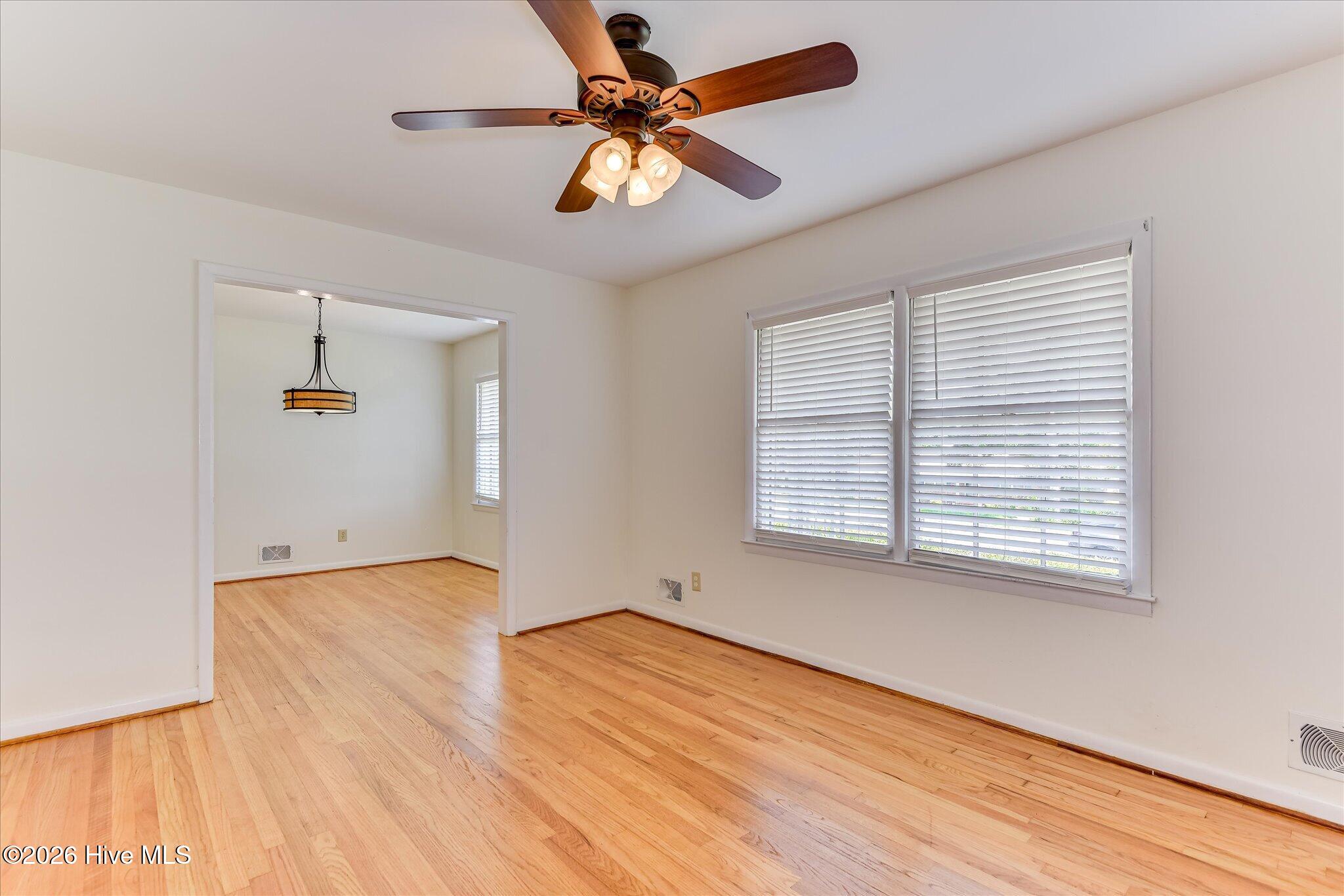 1423 Hickman Road Augusta, GA 30904 - Photo 6 of 31 Gallery Image 6