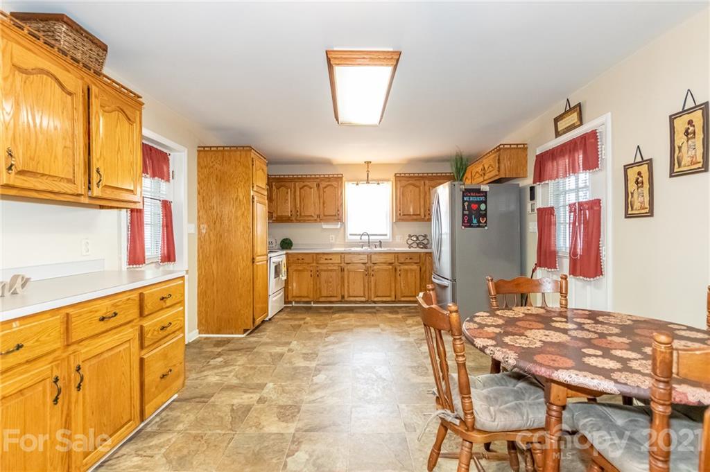 1201 South Myrtle School Road Gastonia, NC 28052 - Photo 11 of 28 Gallery Image 11