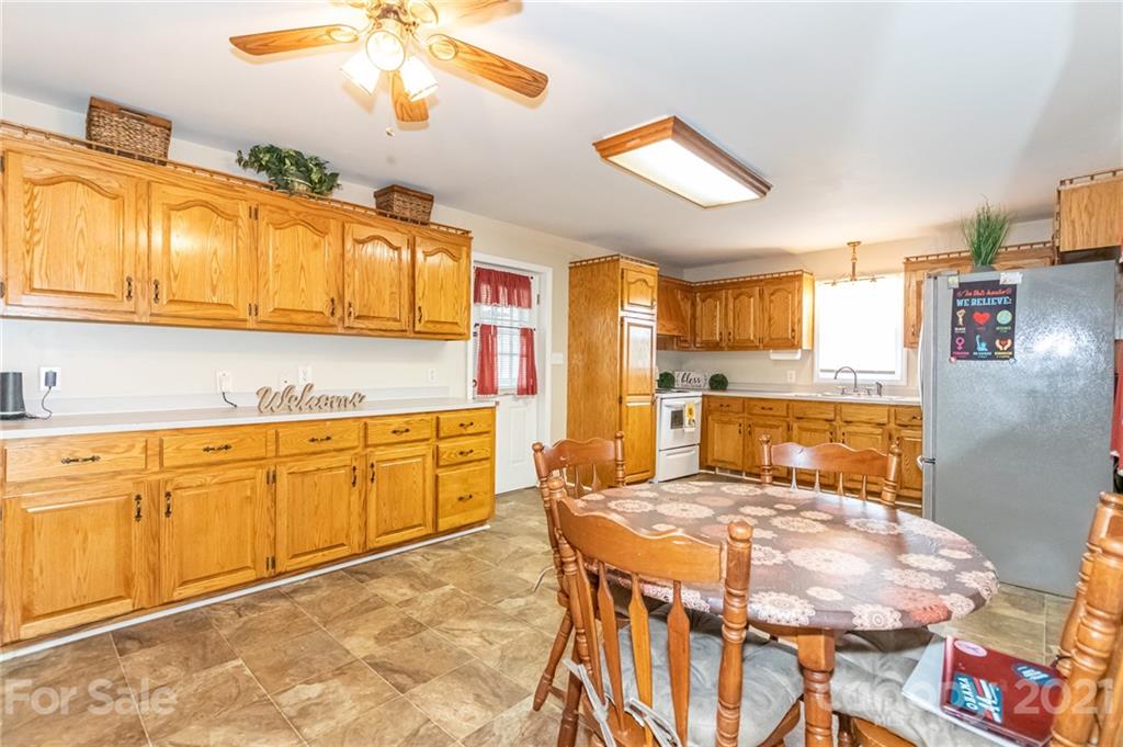 1201 South Myrtle School Road Gastonia, NC 28052 - Photo 12 of 28 Gallery Image 12