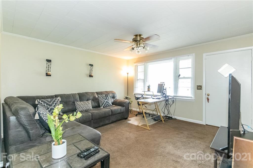 1201 South Myrtle School Road Gastonia, NC 28052 - Photo 5 of 28 Gallery Image 5