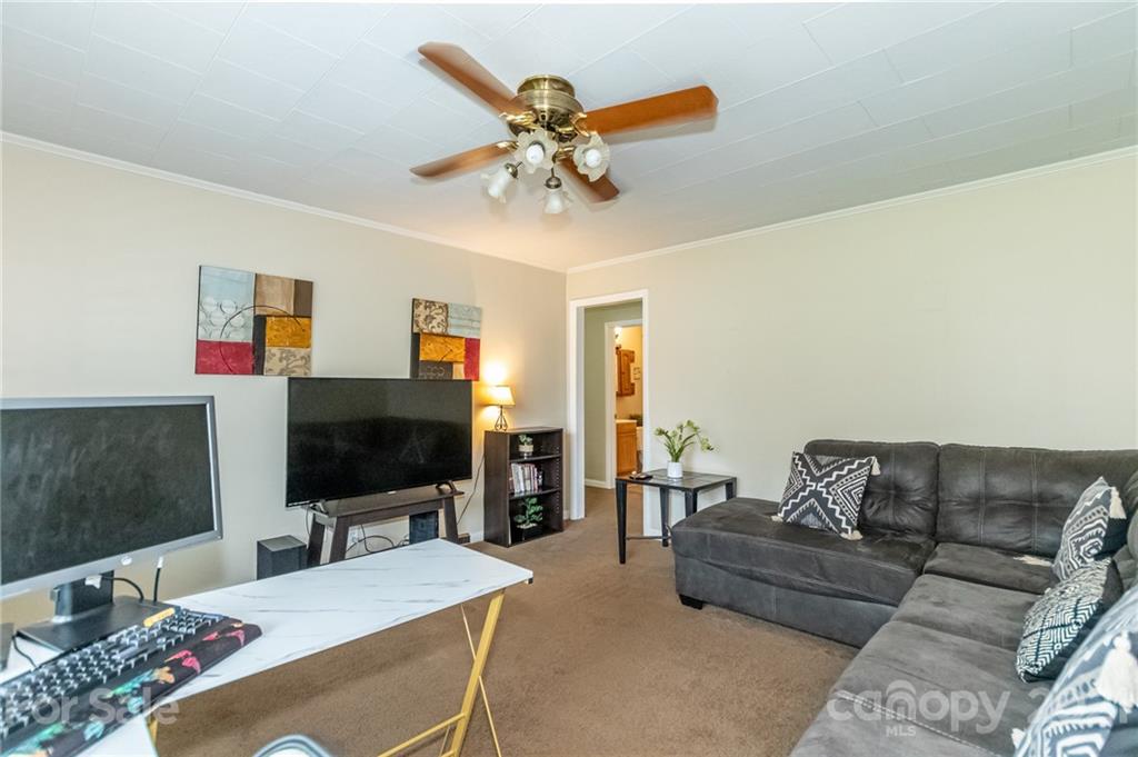 1201 South Myrtle School Road Gastonia, NC 28052 - Photo 7 of 28 Gallery Image 7