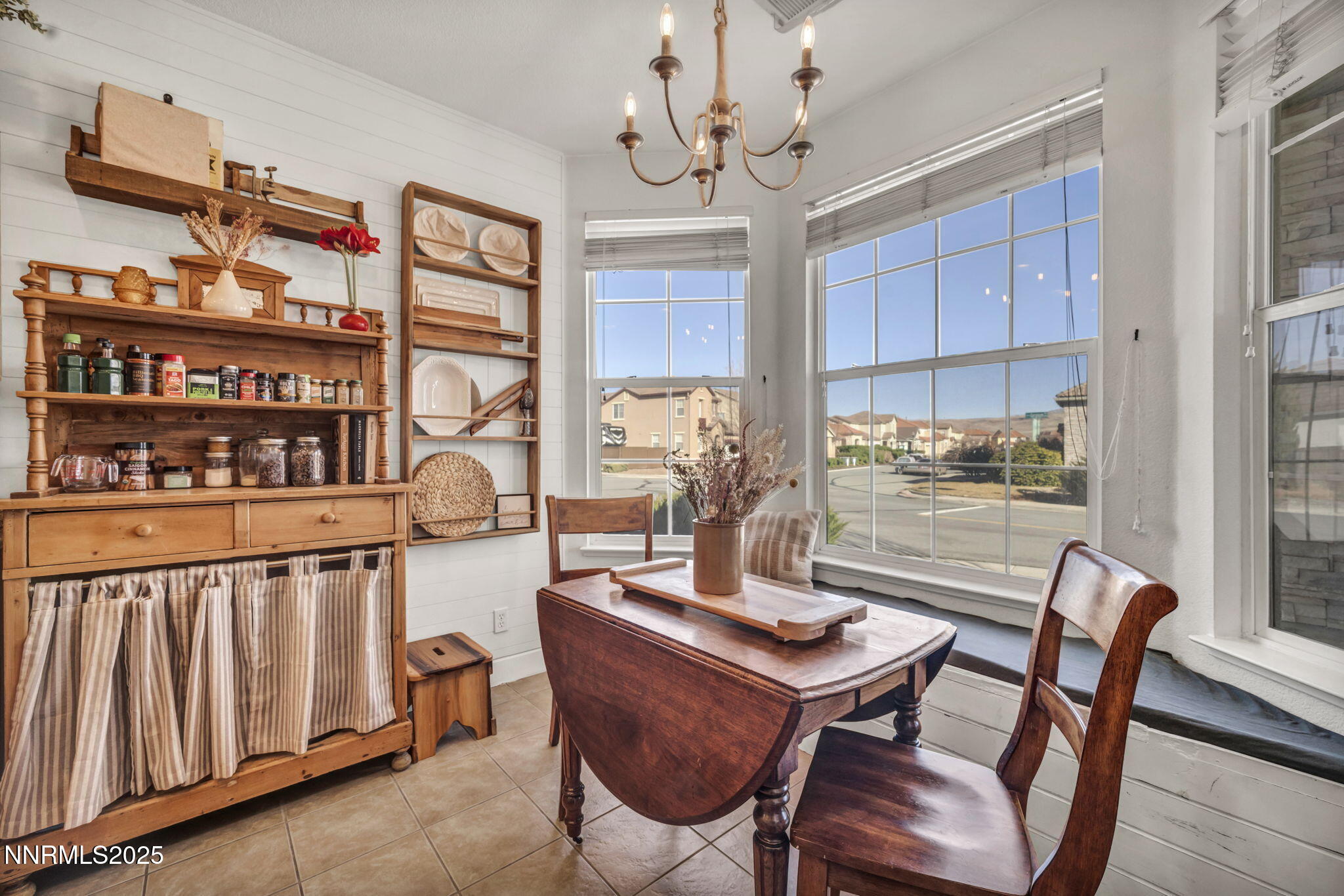 6515 Geranium Way Sparks, NV 89436 - Photo 14 of 39 38-web-or-mls-6515-geranium-way