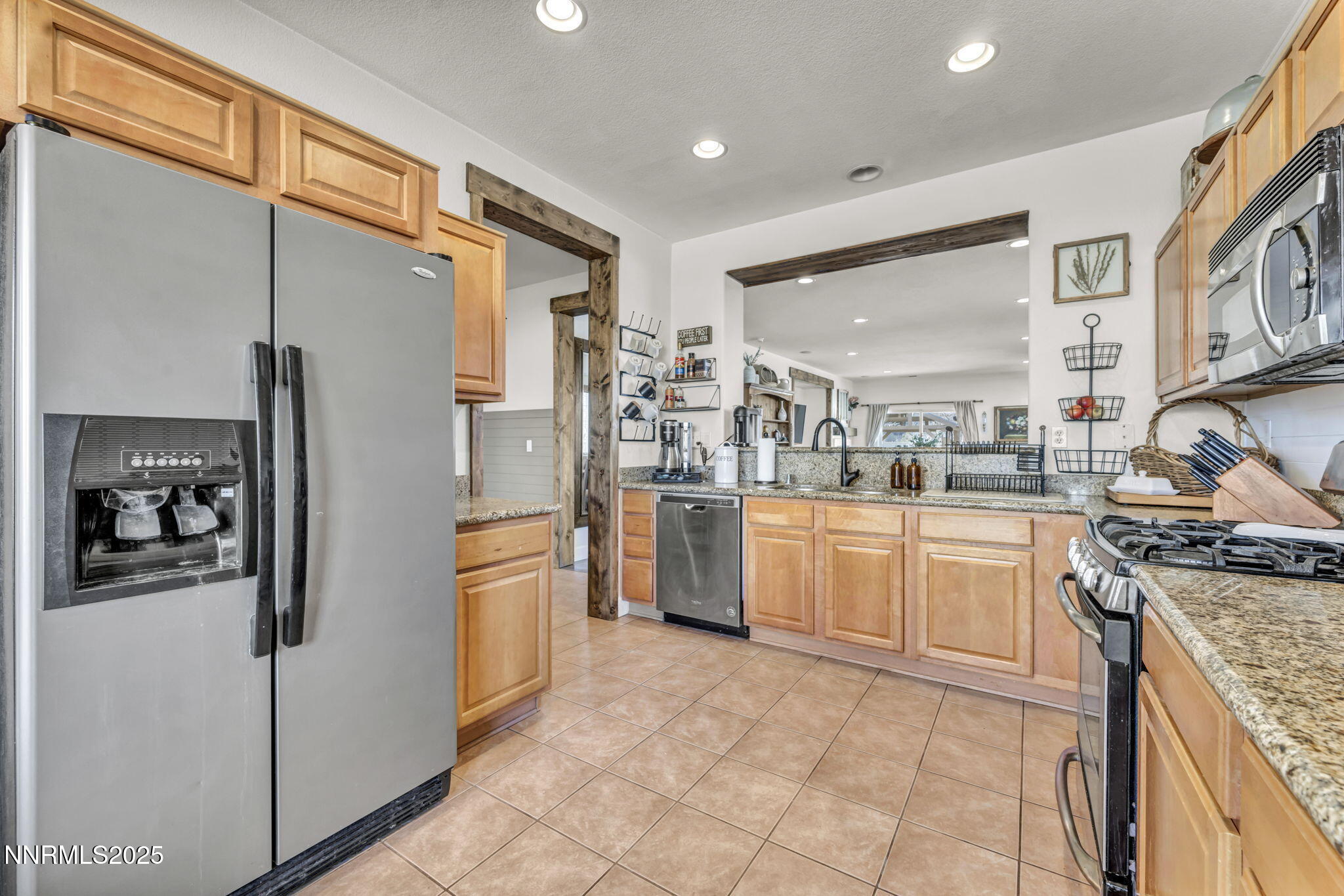 6515 Geranium Way Sparks, NV 89436 - Photo 17 of 39 34-web-or-mls-6515-geranium-way