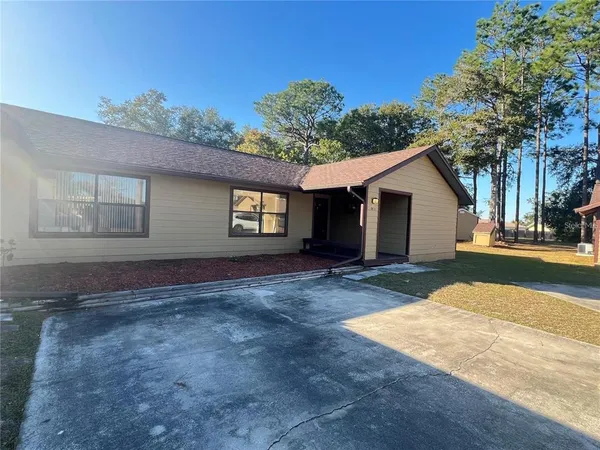 $1,250 | 8347 Southwest 101st Place Road, Ocala, FL 34481