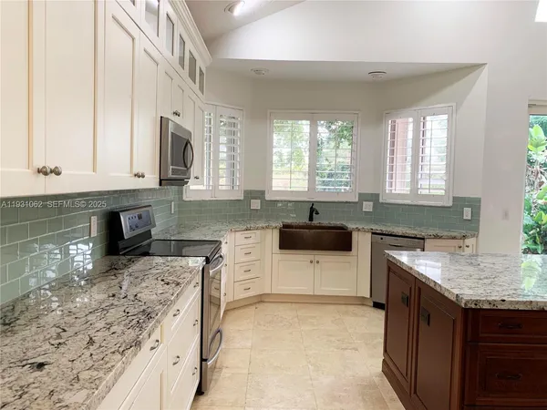 $4,900 | 22832 Marbella Circle, Boca Raton, FL 33433