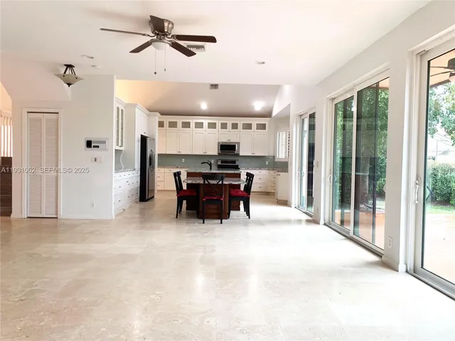$5,250 | 22832 Marbella Circle, Boca Raton, FL 33433
