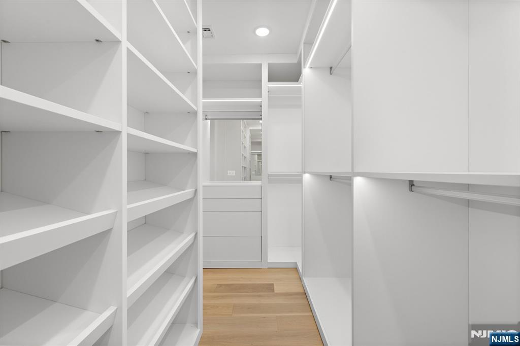 2 Stonebridge Court Denville, NJ 07834 - Photo 11 of 28