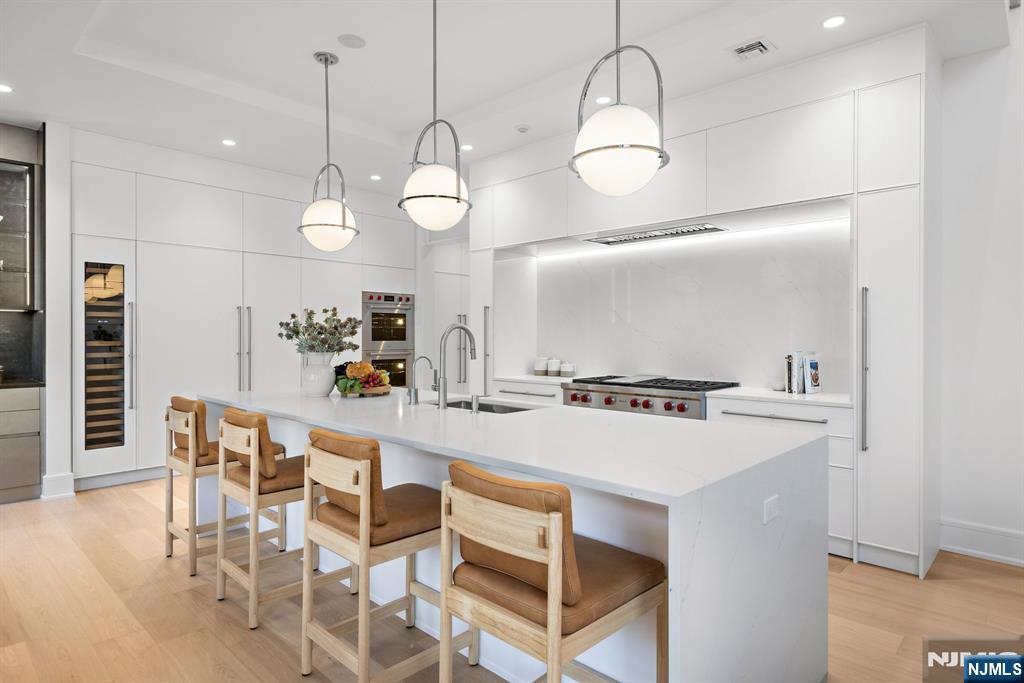 2 Stonebridge Court Denville, NJ 07834 - Photo 4 of 28