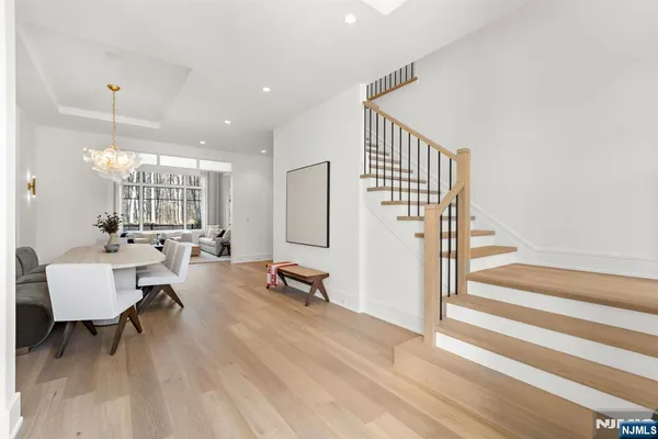 $2,285,000 | 2 Stonebridge Court, Denville, NJ 07834