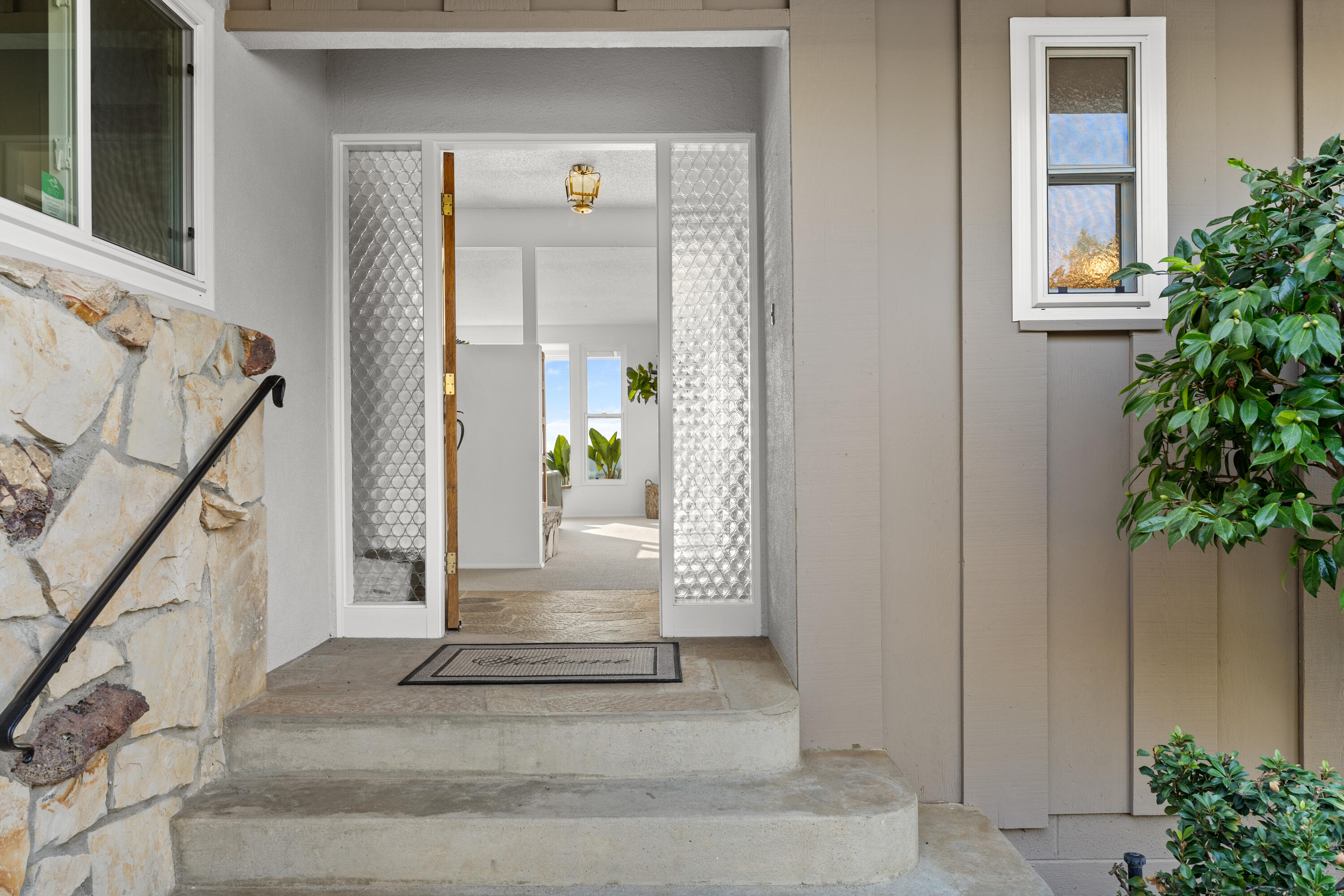 3919 Antone Road Santa Barbara, CA 93110 - Photo 5 of 38 a view of entryway and hall