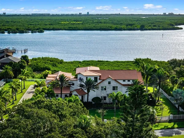 $6,895,000 | 1511 South Riverside Drive, New Smyrna Beach, FL 32168