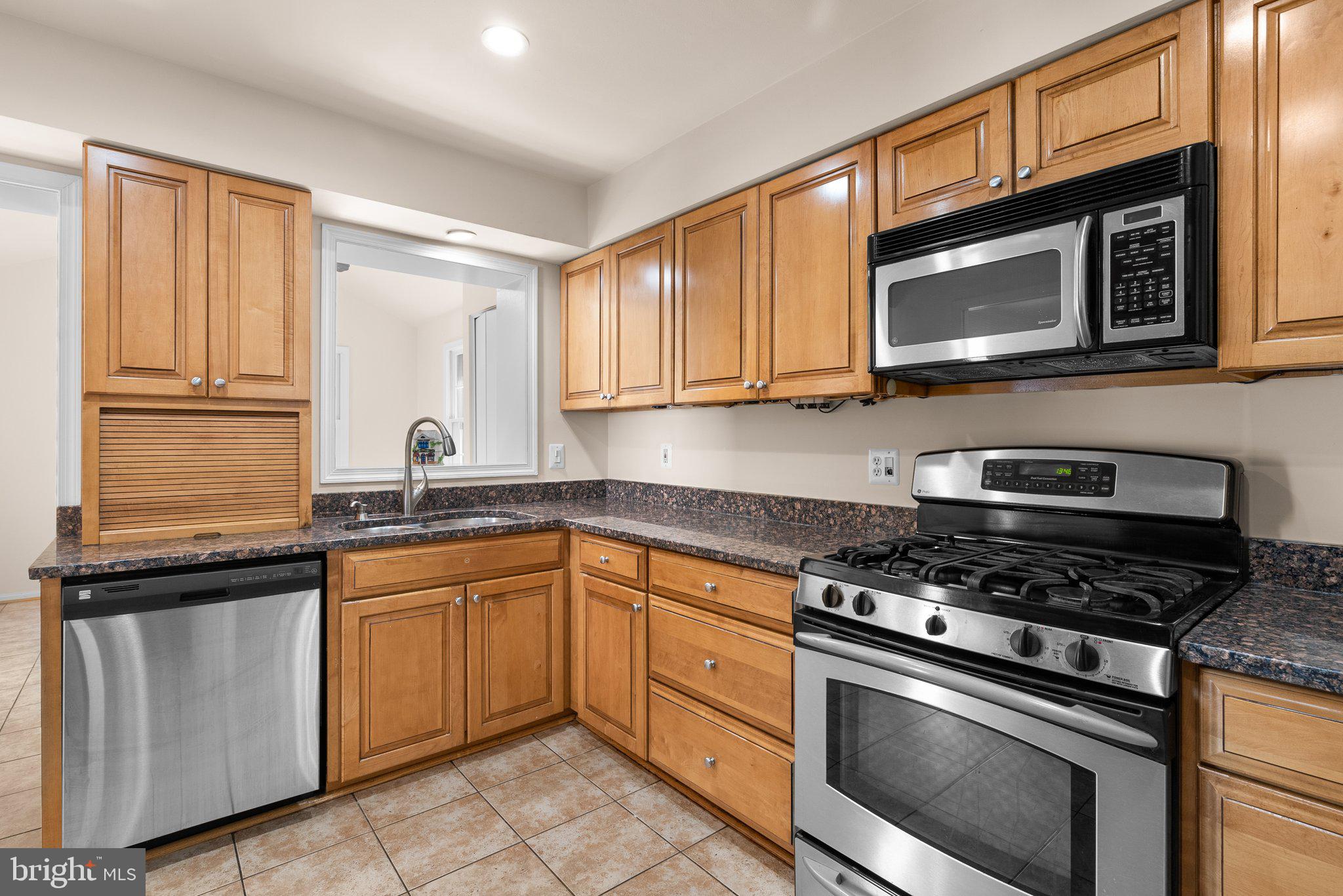 6569 Braddock Road Alexandria, VA 22312 - Photo 13 of 54 Gallery Image 13
