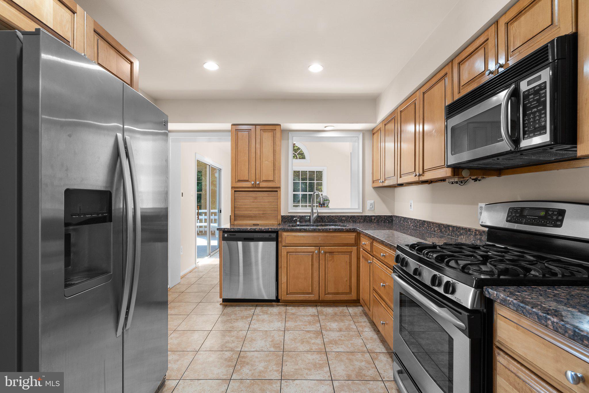 6569 Braddock Road Alexandria, VA 22312 - Photo 15 of 54 Gallery Image 15