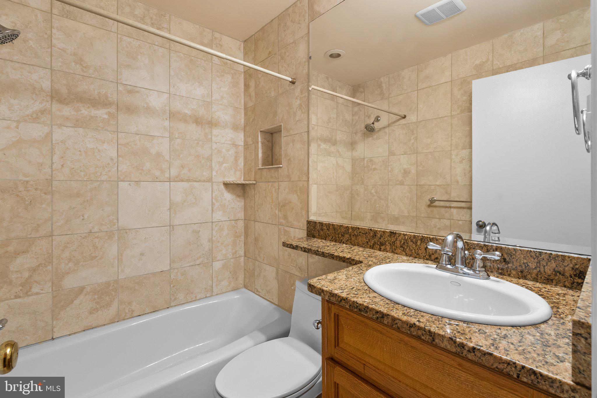 6569 Braddock Road Alexandria, VA 22312 - Photo 20 of 54 Gallery Image 20