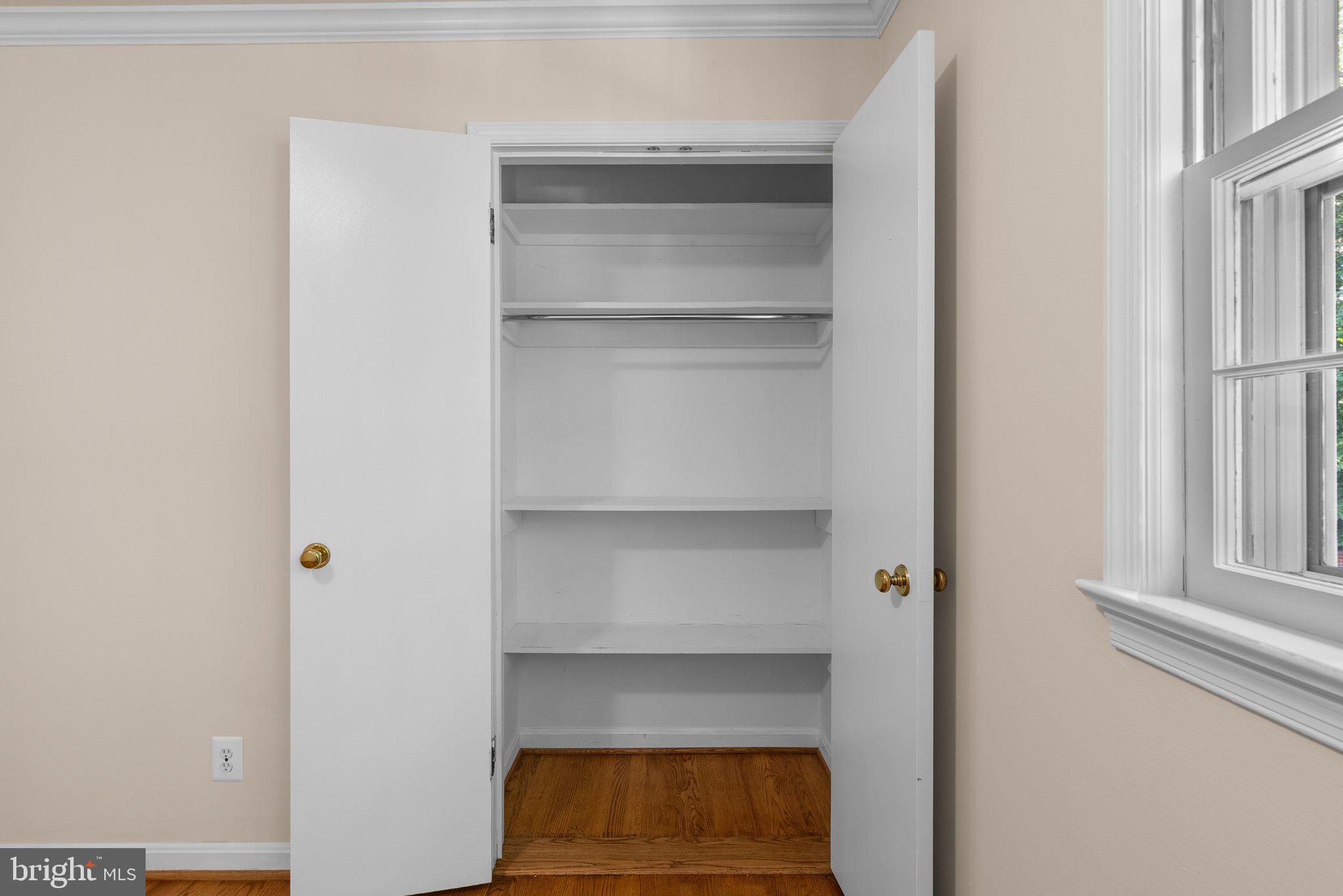 6569 Braddock Road Alexandria, VA 22312 - Photo 26 of 54 Gallery Image 26