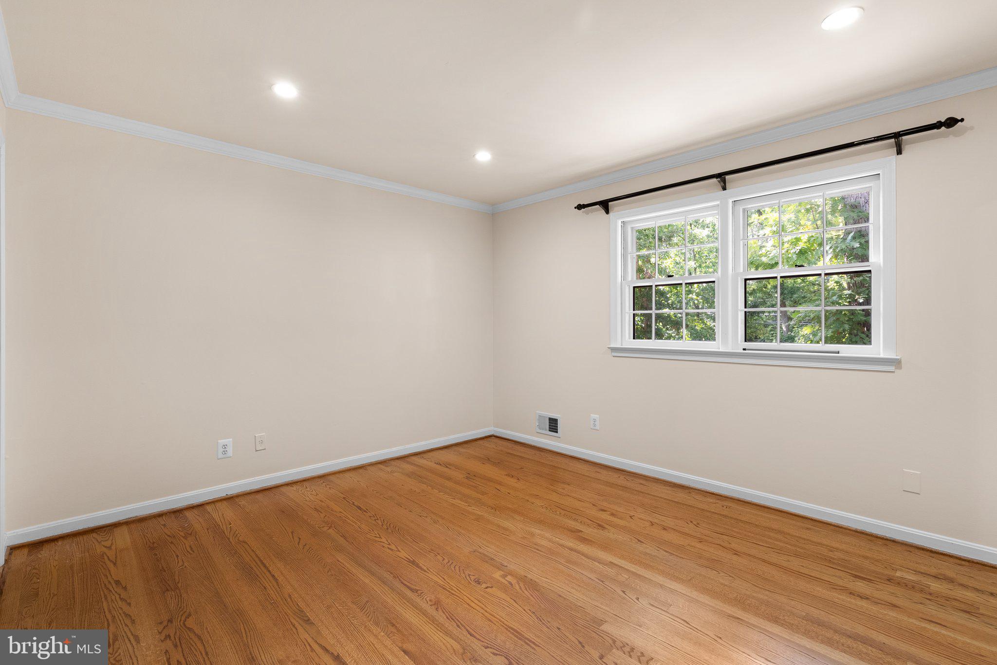 6569 Braddock Road Alexandria, VA 22312 - Photo 27 of 54 Gallery Image 27