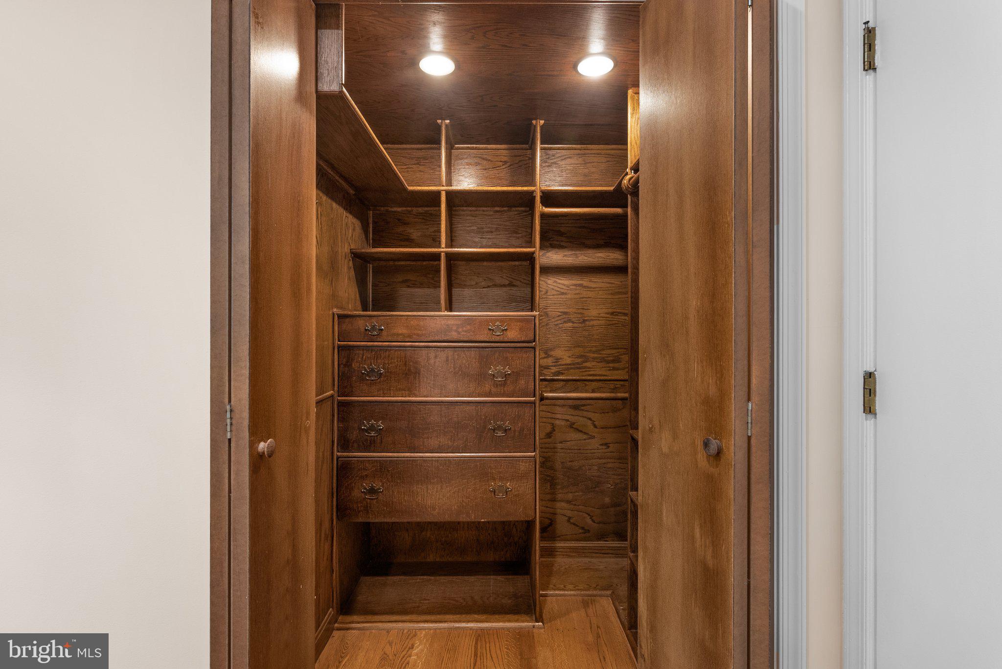 6569 Braddock Road Alexandria, VA 22312 - Photo 30 of 54 Gallery Image 30