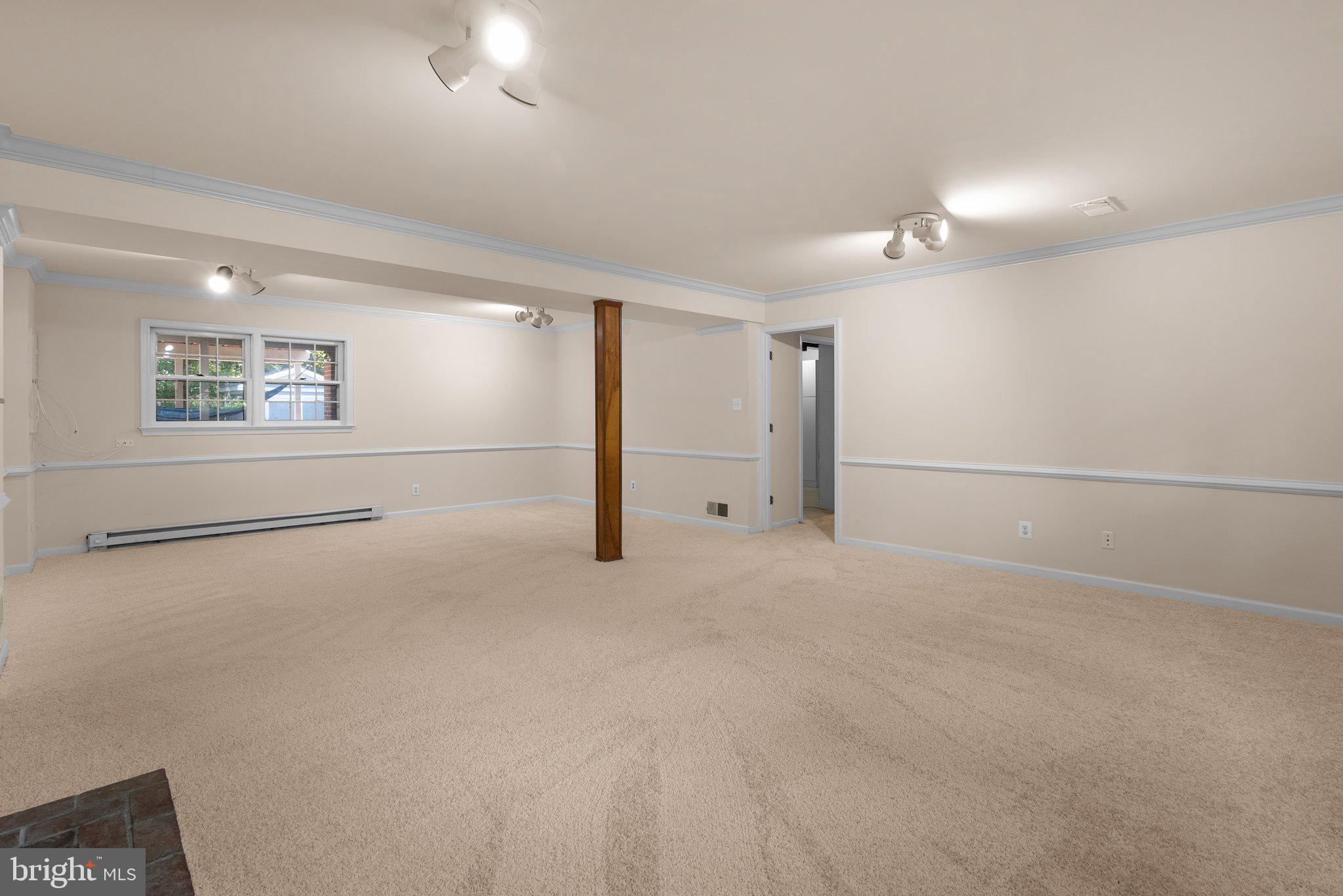 6569 Braddock Road Alexandria, VA 22312 - Photo 35 of 54 Gallery Image 35