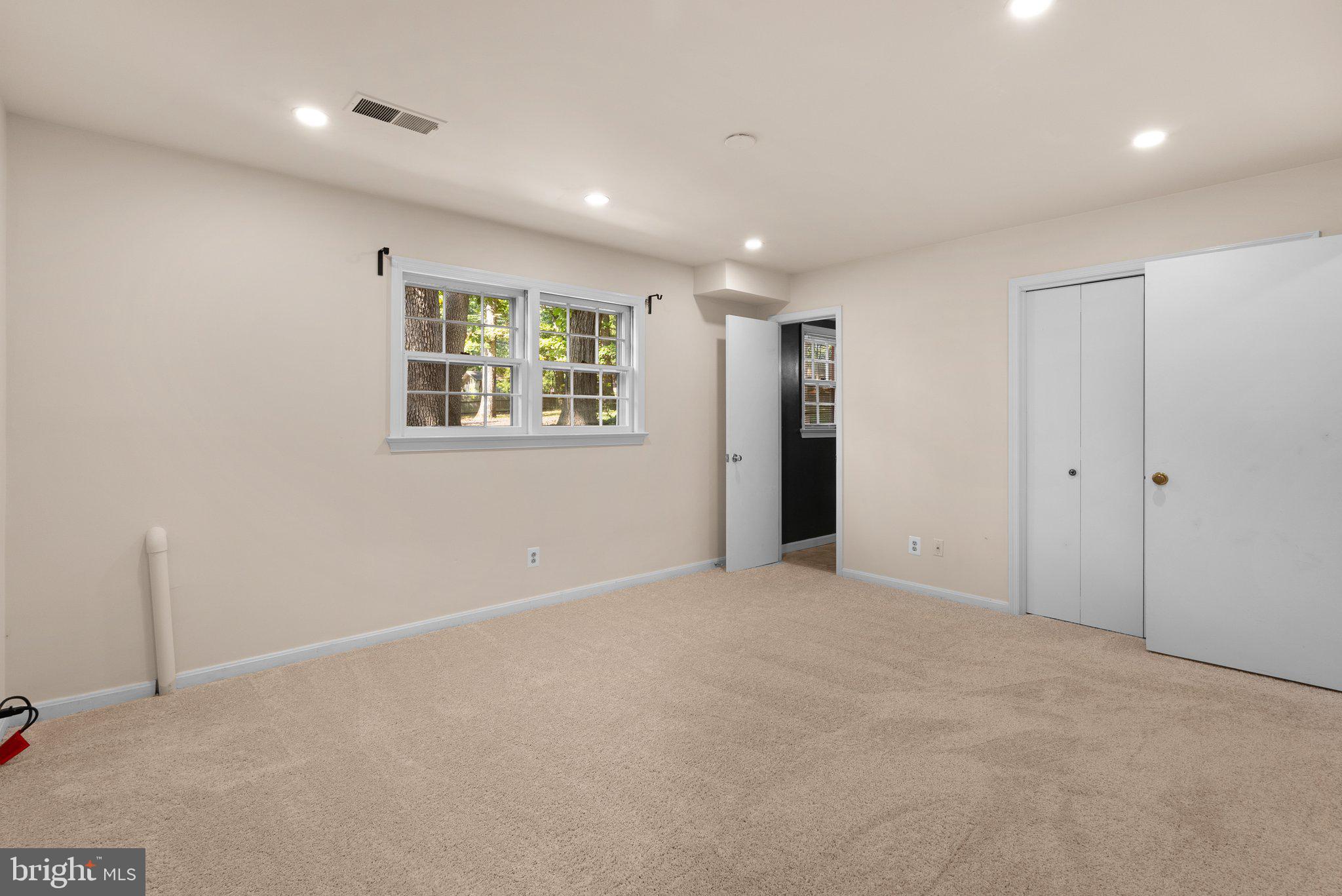 6569 Braddock Road Alexandria, VA 22312 - Photo 39 of 54 Gallery Image 39