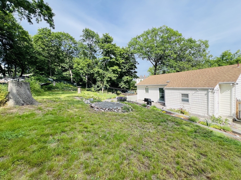 16 Ridge Avenue Lynn, MA 01905 - Photo 5 of 28