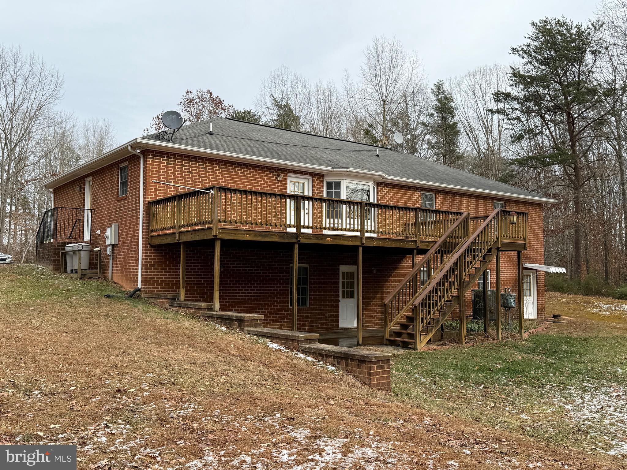 5545 Yanceyville Road Louisa, VA 23093 - Photo 11 of 64 a view of a house with a yard