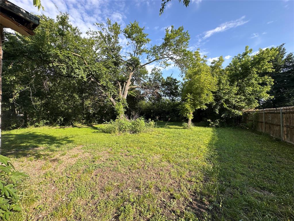 420 Denton Street Howe, TX 75459 - Photo 6 of 10