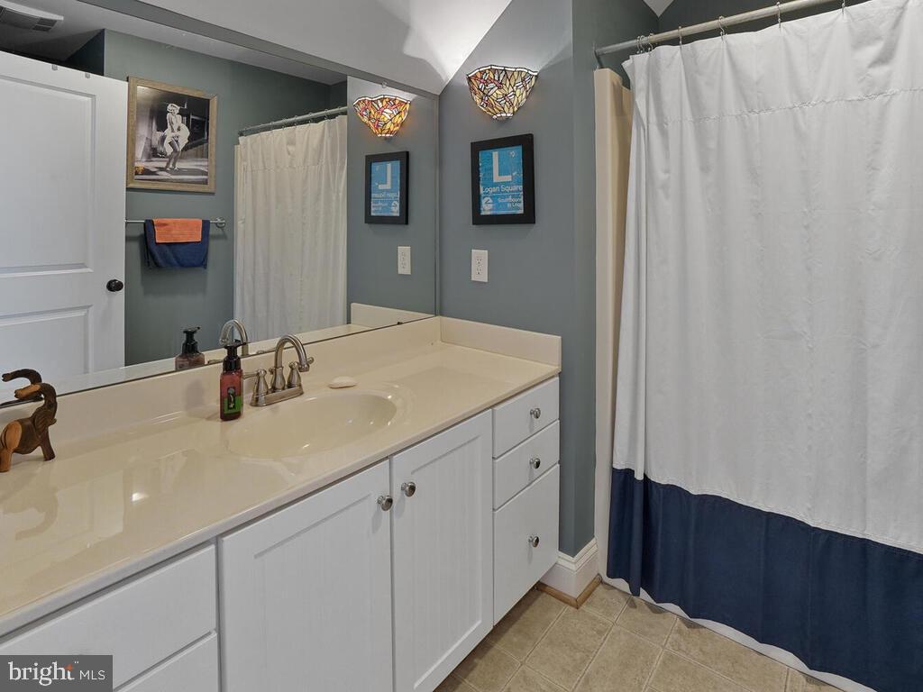 6506 Rimrock Lane New Market, MD 21774 - Photo 23 of 49 Bathroom