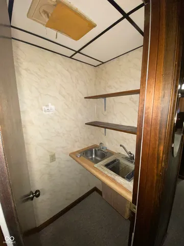 $241,900 | 2009 Burton Lane, Martinsville, IN 46151