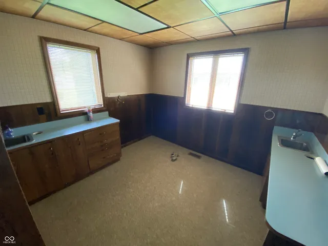 $241,900 | 2009 Burton Lane, Martinsville, IN 46151