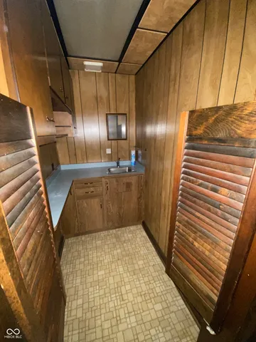 $241,900 | 2009 Burton Lane, Martinsville, IN 46151