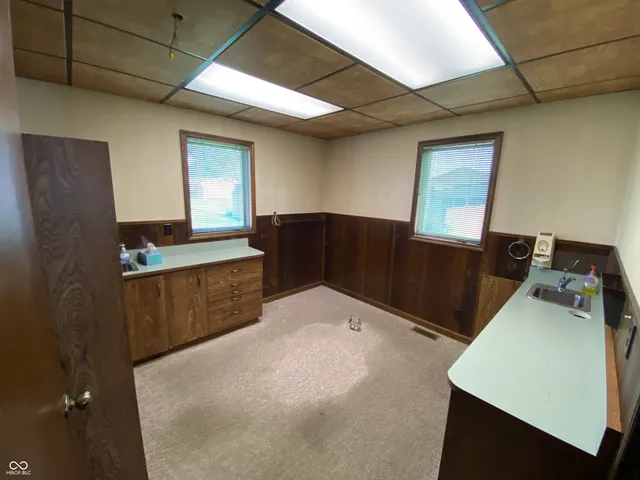 $241,900 | 2009 Burton Lane, Martinsville, IN 46151