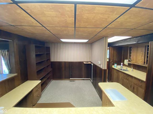 $241,900 | 2009 Burton Lane, Martinsville, IN 46151