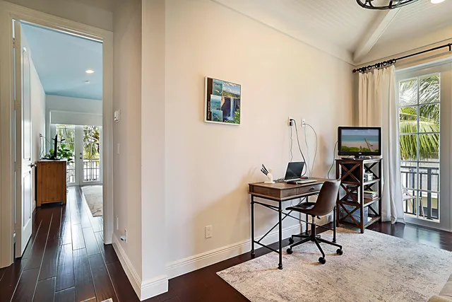 $1,150,000 | 122 Ocean Breeze Drive, Juno Beach, FL 33408