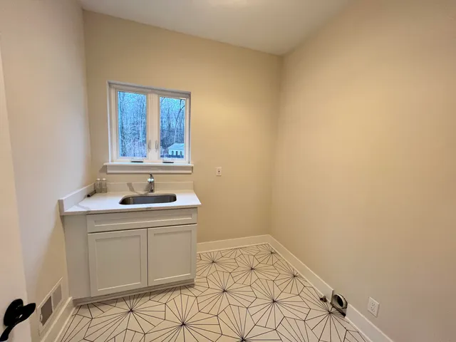 $735,000 | 9935 White Tail Drive, Saline, MI 48176