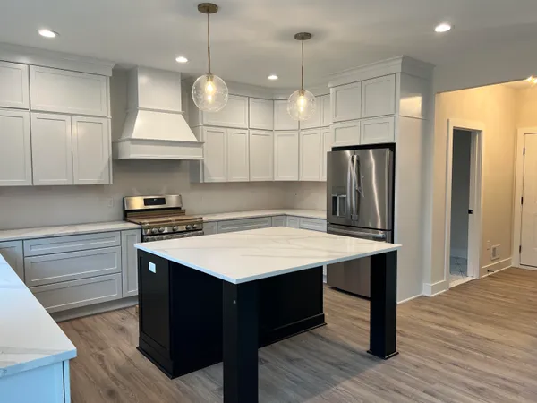 $735,000 | 9935 White Tail Drive, Saline, MI 48176