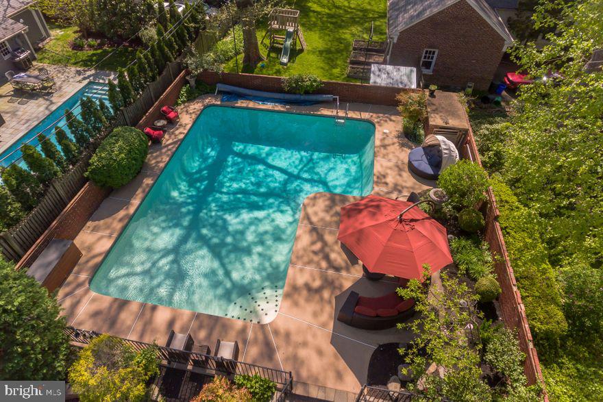 28 Gill Road Haddonfield, NJ 08033 - Photo 2 of 32 Heated salt water pool