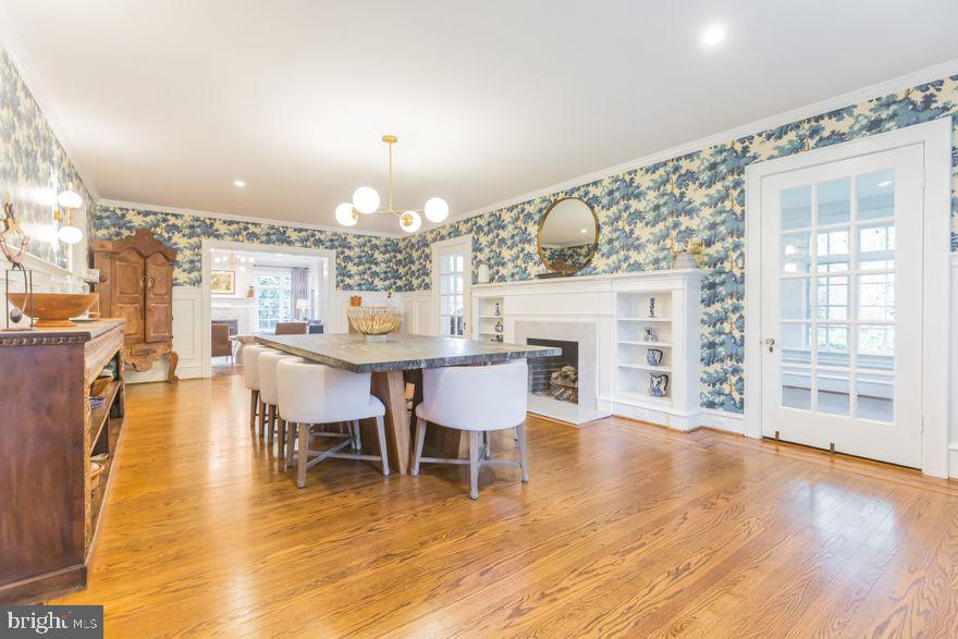 28 Gill Road Haddonfield, NJ 08033 - Photo 6 of 32 Updated dining (or living) room
