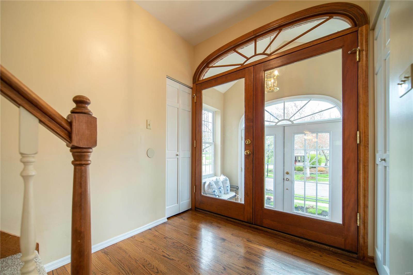 294 Dickens Farm Lane Ballwin, MO 63021 - Photo 5 of 30