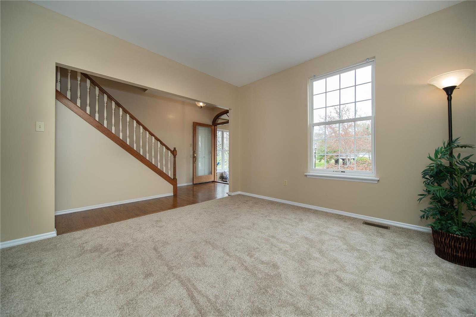 294 Dickens Farm Lane Ballwin, MO 63021 - Photo 6 of 30