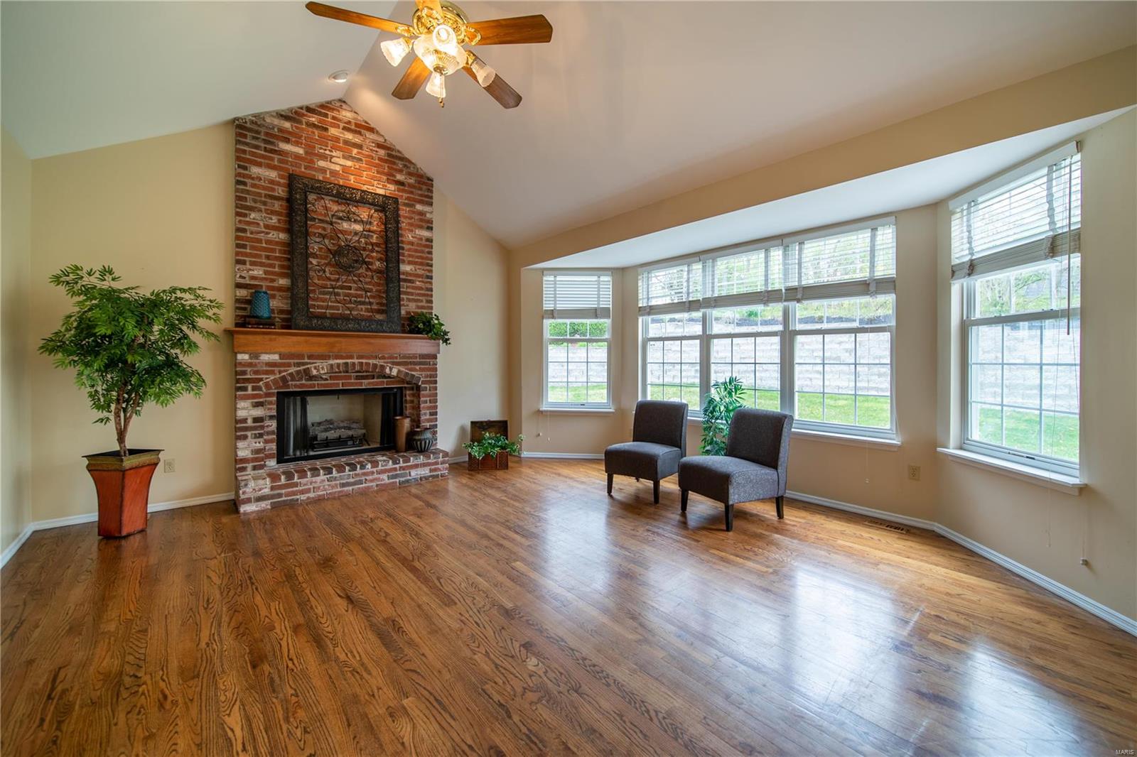 294 Dickens Farm Lane Ballwin, MO 63021 - Photo 10 of 30