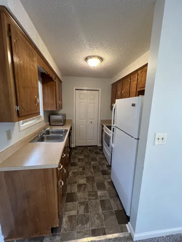 $1,295 | 185 Monarch Lane, Clarksville, TN 37042