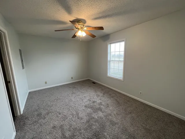 $1,295 | 185 Monarch Lane, Clarksville, TN 37042