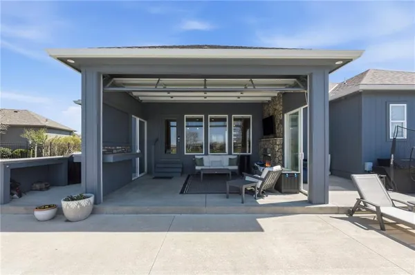 $740,000 | 4224 South White Sands Court, Blue Springs, MO 64015