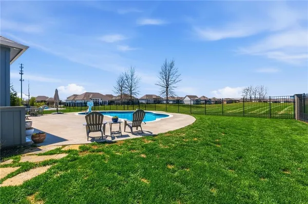 $740,000 | 4224 South White Sands Court, Blue Springs, MO 64015