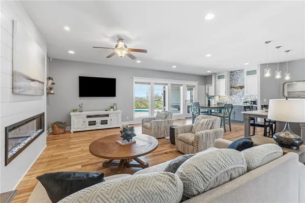 $740,000 | 4224 South White Sands Court, Blue Springs, MO 64015