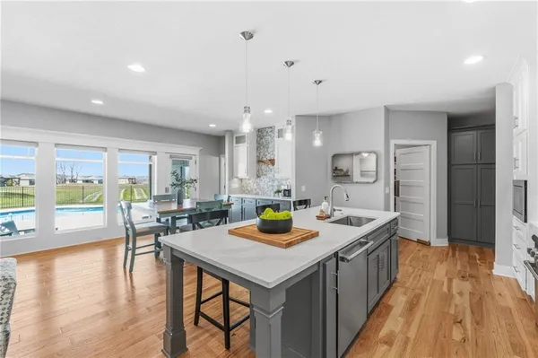 $740,000 | 4224 South White Sands Court, Blue Springs, MO 64015