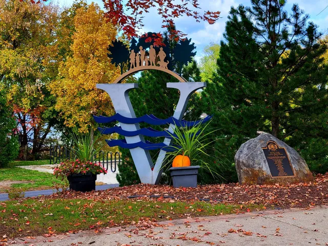 $699,165 | 4707 Obsidian Way, Victoria, MN 55386