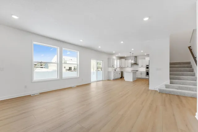 $699,165 | 4707 Obsidian Way, Victoria, MN 55386