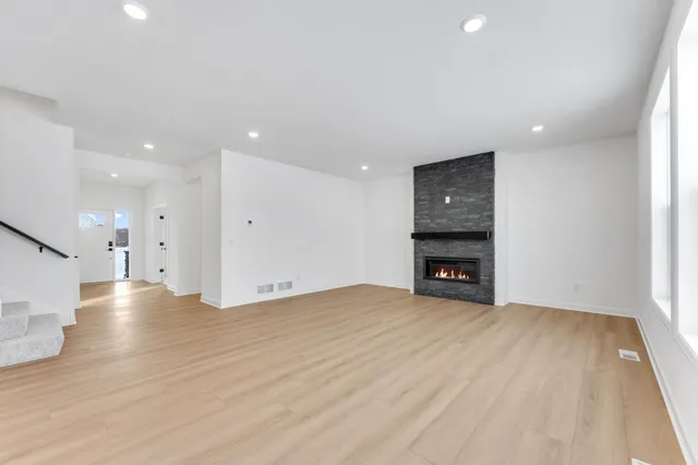 $699,165 | 4707 Obsidian Way, Victoria, MN 55386